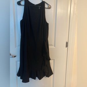 Sparkling dress, very figure flattering